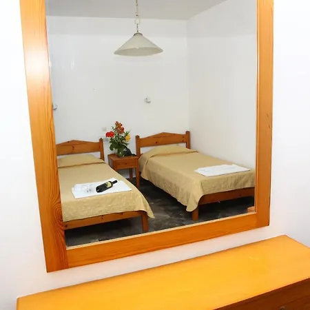 Camari Garden 3* Йеранион