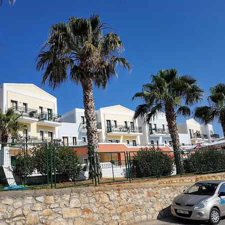 Апарт-отель Camari Garden 3*