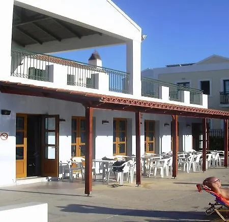 Апарт-отель Camari Garden 3*